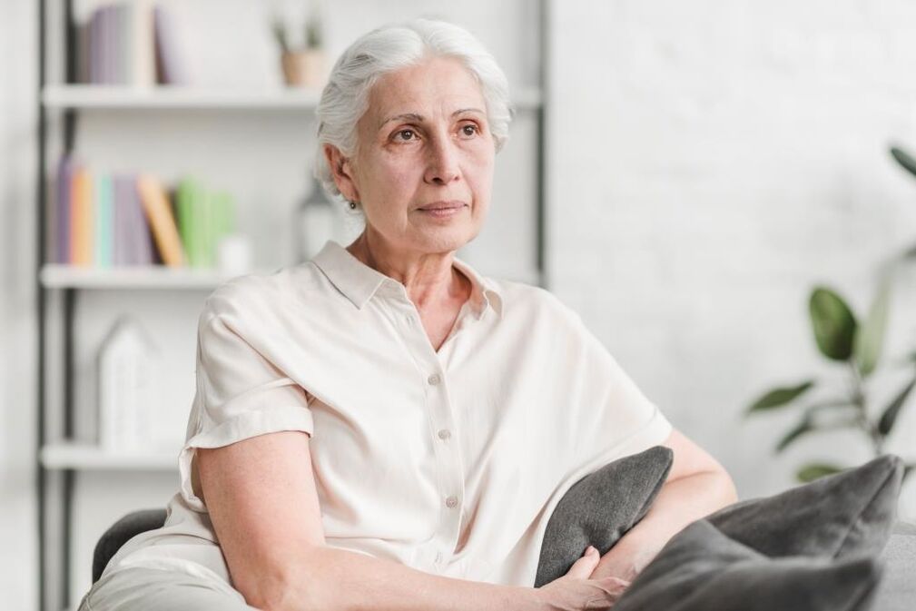 elderly woman with wrinkles
